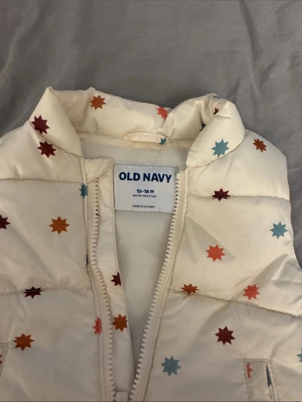 Old Navy White Puffer Vest with Multicolor Star Print